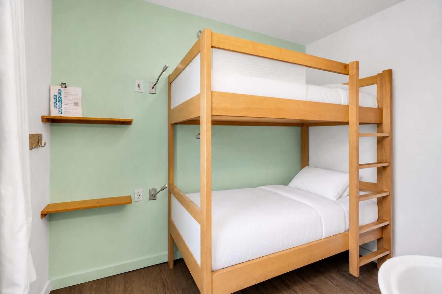 Hotel The Quisby 3*