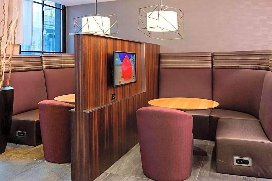 Courtyard By Marriott Downtown Near The French Quarter 3* New Orleans