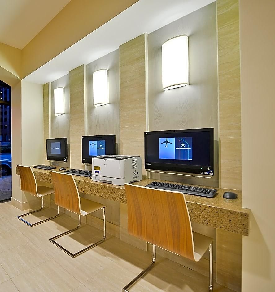 Hotel Blake 4*