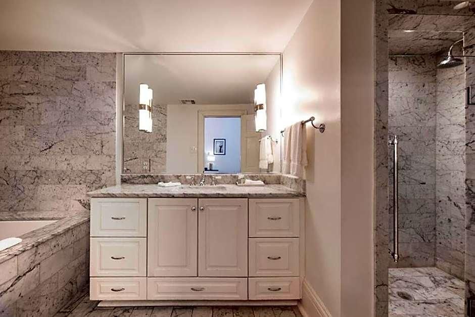 Melrose Mansion 3*