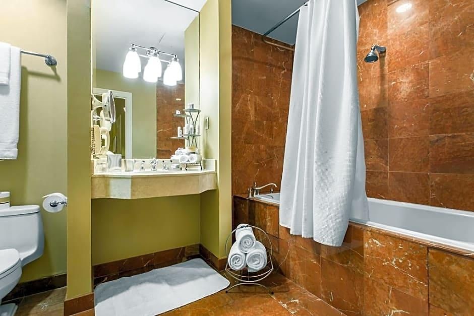 Theo New Orleans, Tapestry Collection By Hilton 4* New Orleans