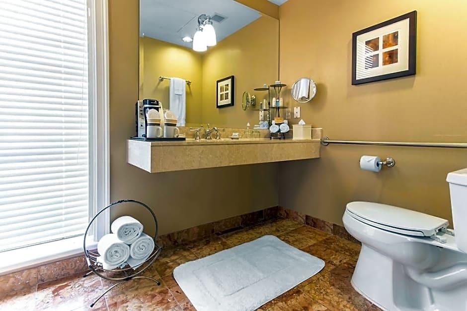 Theo New Orleans, Tapestry Collection By Hilton 4* New Orleans