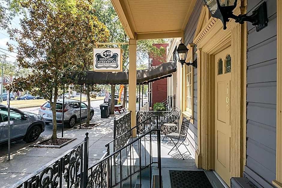 The Carriage House On St Charles New Orleans
