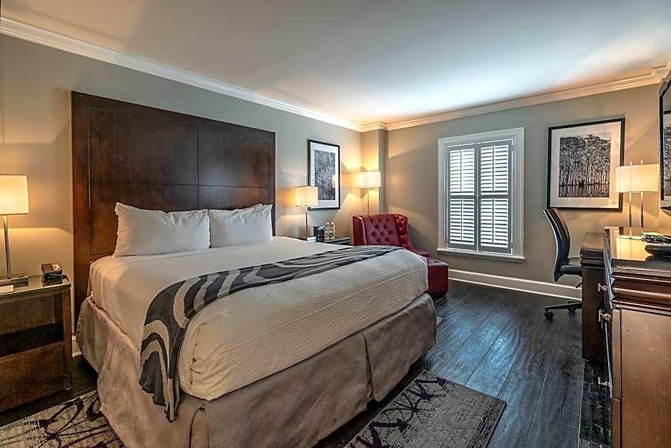 Le Marais Hotel