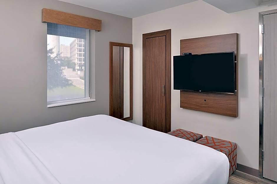 Hotel Express - Arts District By Ihg 3*