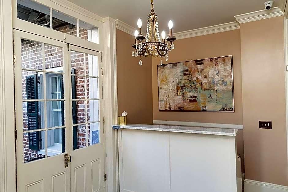 On St. Peter, A French Quarter Inn 3*