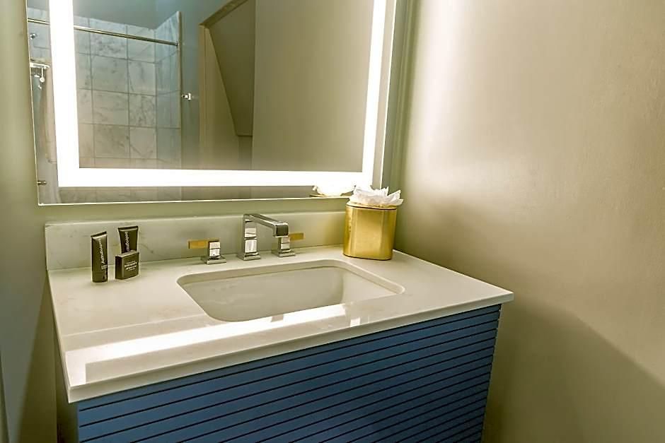 Inn On Ursulines, A French Quarter 3*