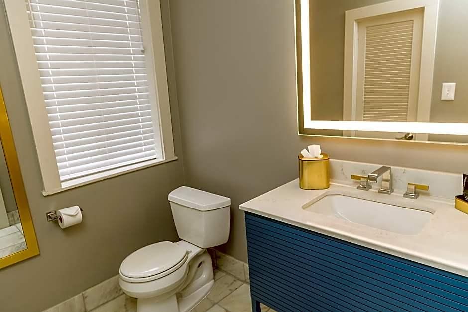 Inn On Ursulines, A French Quarter 3*