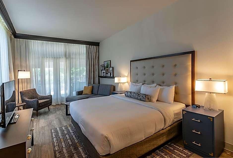 Hotel St Charles Coach House, An Ascend Collection New Orleans