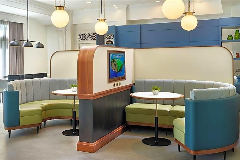 Courtyard By Marriott French Quarter/iberville