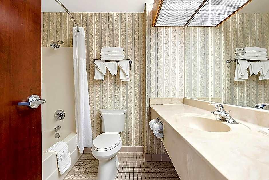 Hotel Comfort East New Orleans