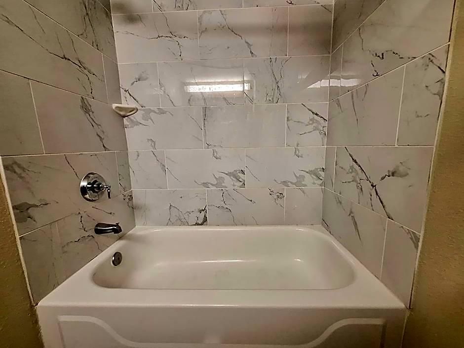 Hotel Quality I-10 East 3*