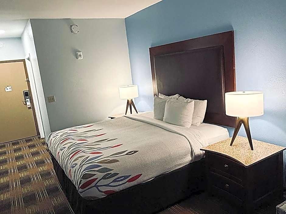 Quality I-10 East 3* New Orleans