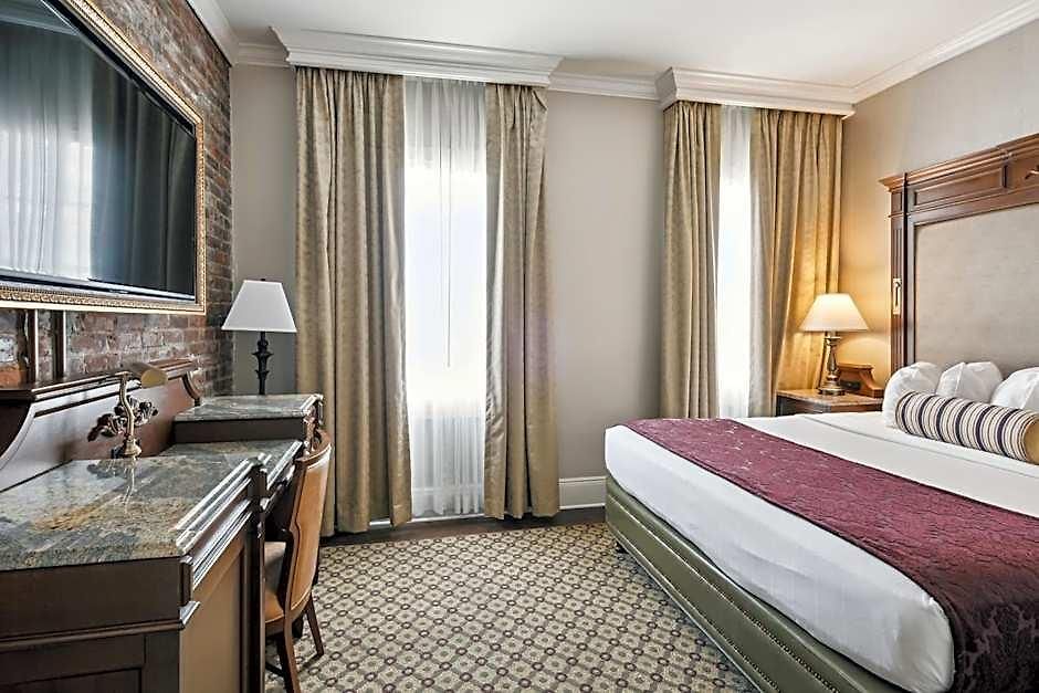 Hotel French Market 3*