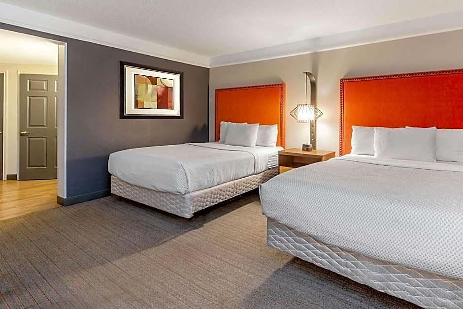 La Quinta & By Wyndham Downtown Hotel 3*