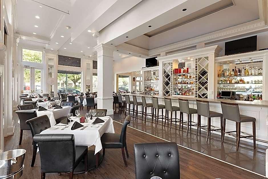 The Lafayette By Kasa Living New Orleans
