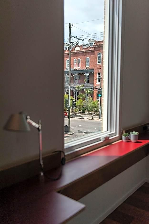Travelers Hotel New Orleans