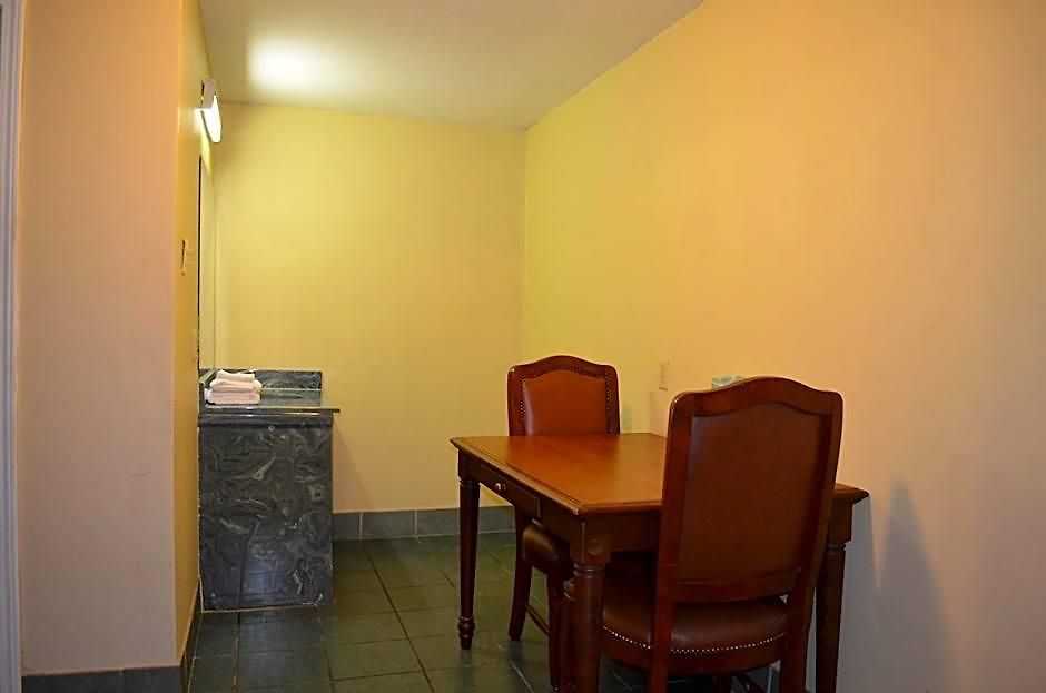 Economy Hotel