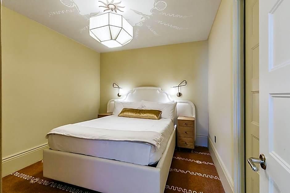 Perle 4* New Orleans