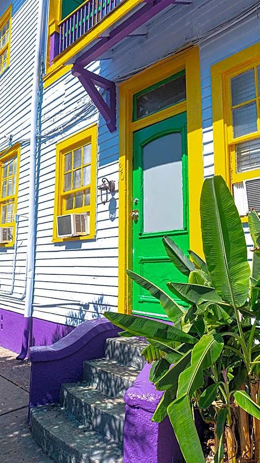 Historic Mardi Gras Hotel 2*