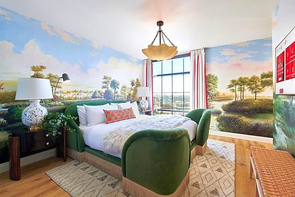 Hotel Virgin 4*