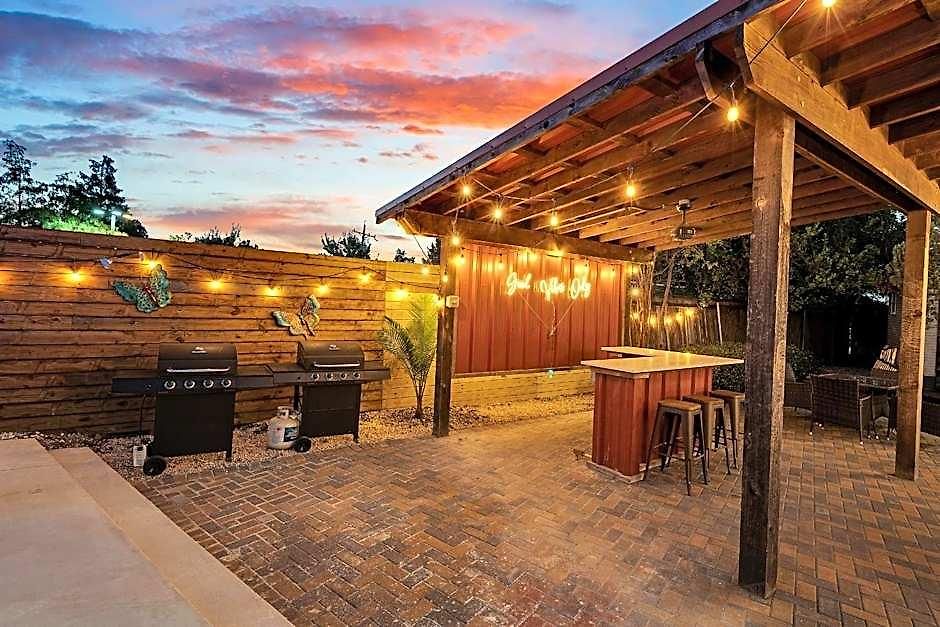 Spectacular Sleep 20 Near Fq W Pool New Orleans