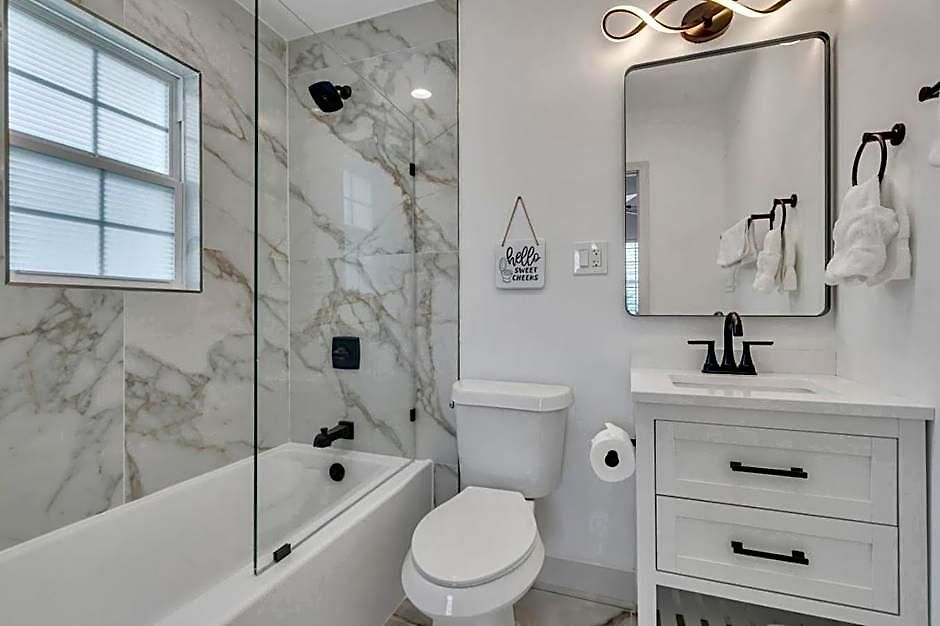 Spectacular Sleep 20 Near Fq W Pool New Orleans