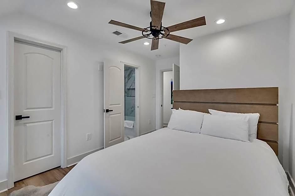 Hotel Spectacular Sleep 20 Near Fq W Pool New Orleans