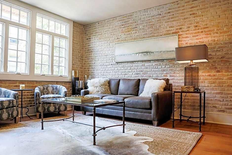 Harcol House 2*