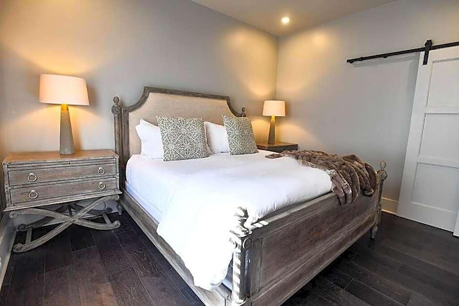 Harcol House 2*