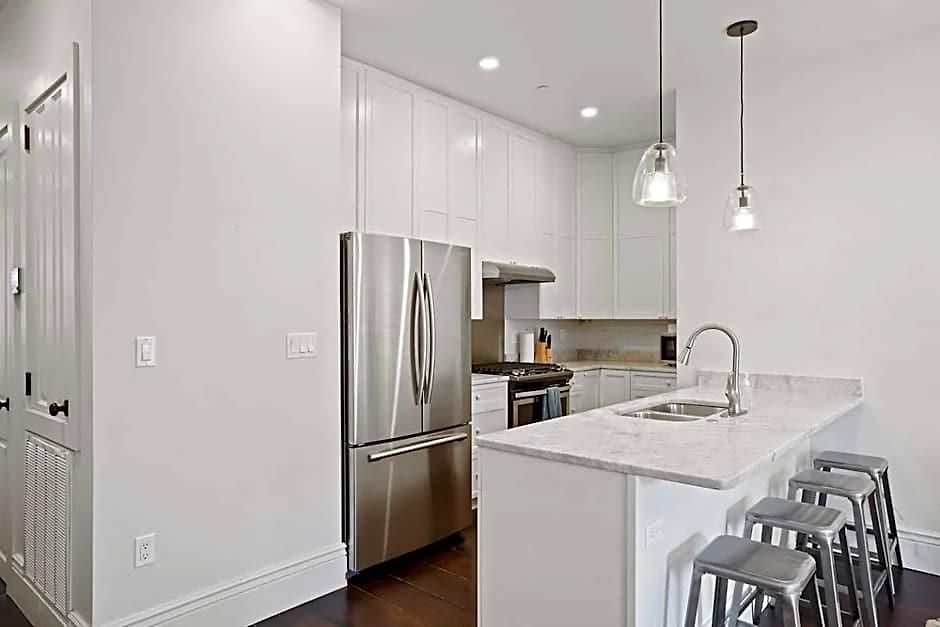 Group-friendly Near Bourbon Street *