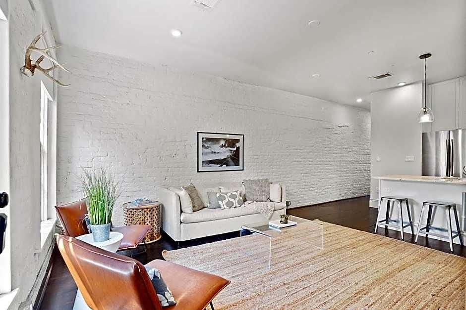 Group-friendly Near Bourbon Street Hotel *