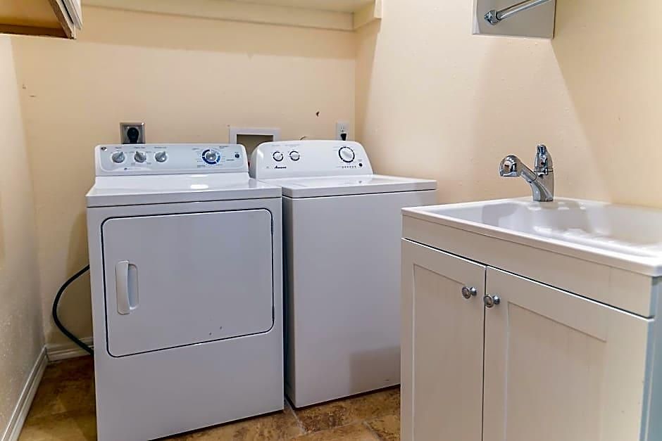Modern, Spacious With Luxury Amenities Aparthotel