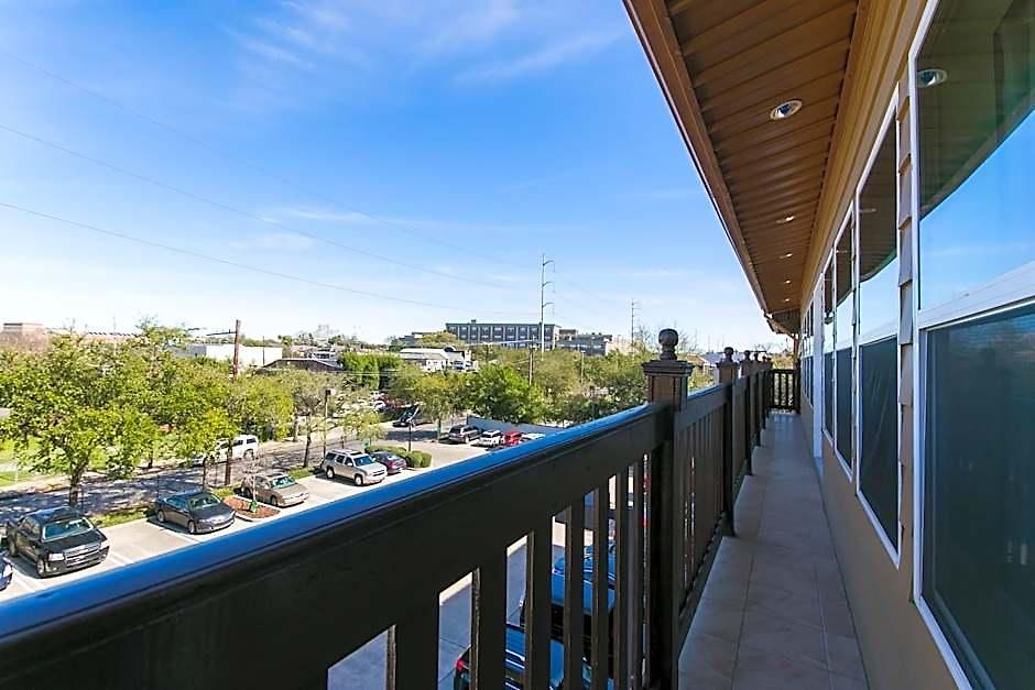 Aparthotel Modern, Spacious With Luxury Amenities New Orleans