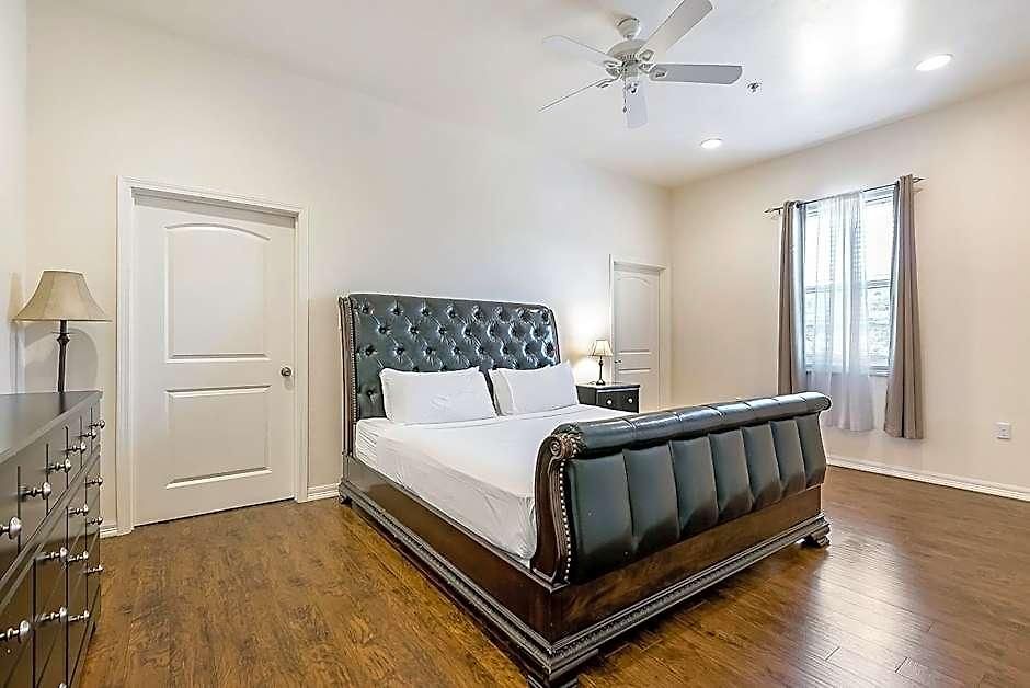 Aparthotel Modern, Spacious With Luxury Amenities 3*