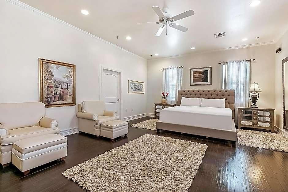 Modern, Spacious With Luxury Amenities Aparthotel