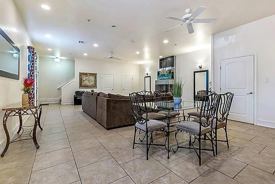 Modern, Spacious With Luxury Amenities