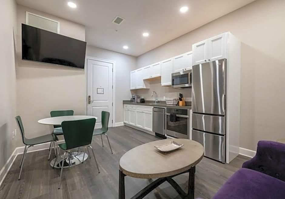 Aparthotel Bywater 3*