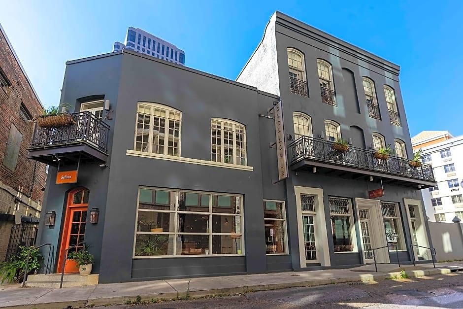 Catahoula 3* New Orleans