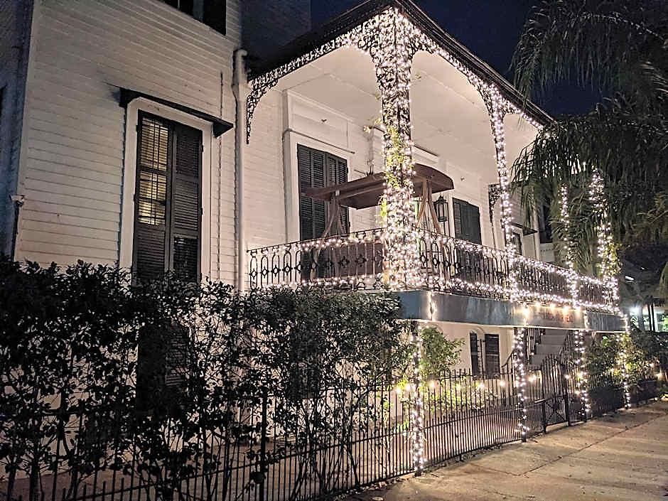 The Esplanade Mansion Bed & Breakfast 3*