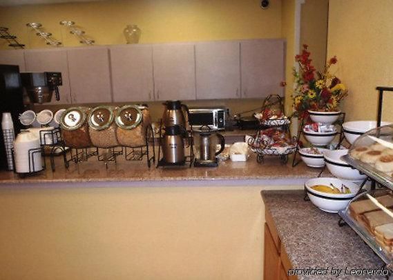 Fairfield By Marriott & Downtown French Quarter Area Hotel New Orleans