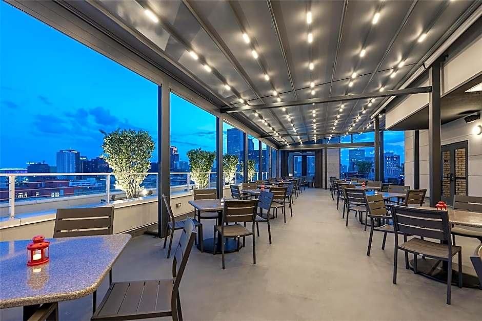 Hotel The Higgins New Orleans, Curio Collection By Hilton 4*