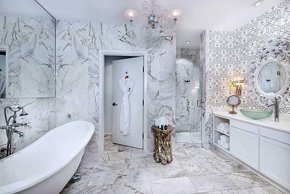 The Saint Hotel, New Orleans, French Quarter, Autograph Collection 4*