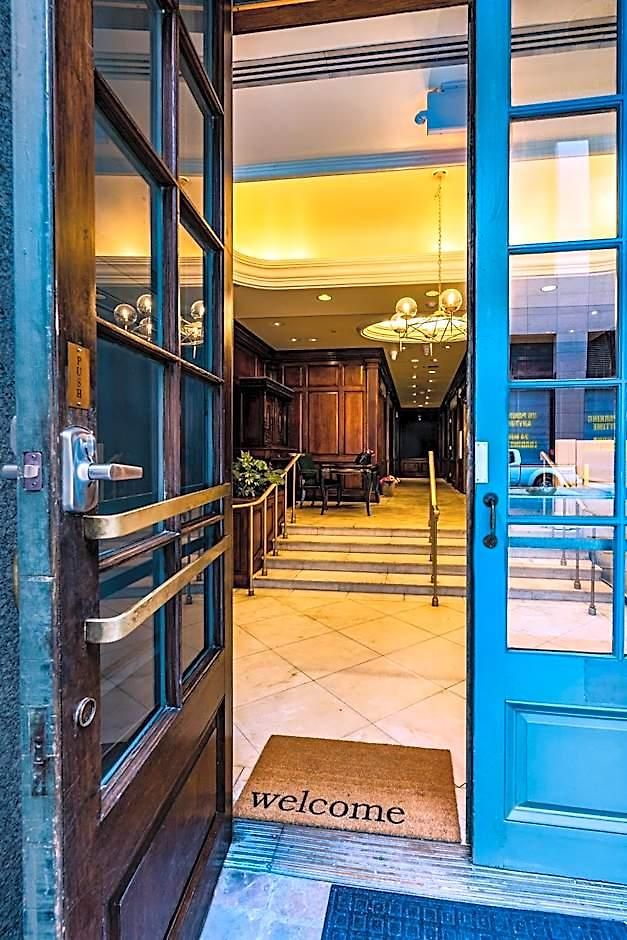 The Alexandre 3* New Orleans