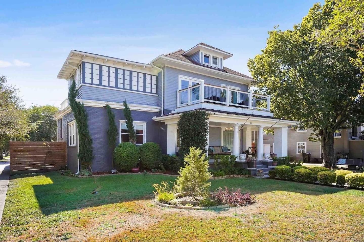 Grand Craftsman Style Heated Pool * New Orleans