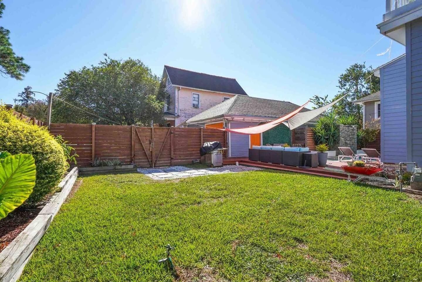 Holiday home Grand Craftsman Style Heated Pool *
