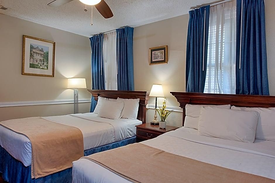 St. Pierre French Quarter Hotel 3*