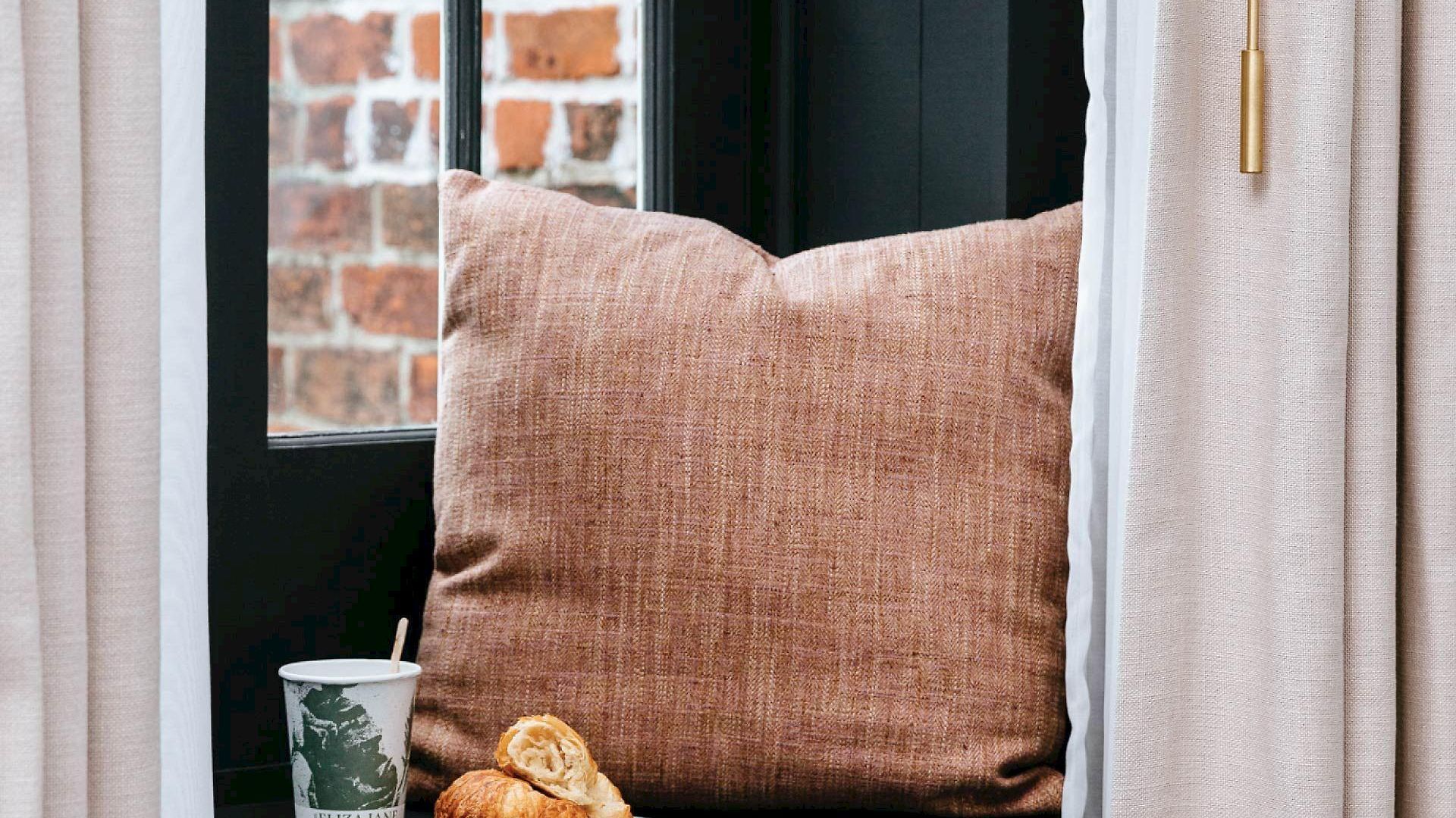 The Eliza Jane, Autograph Collection New Orleans