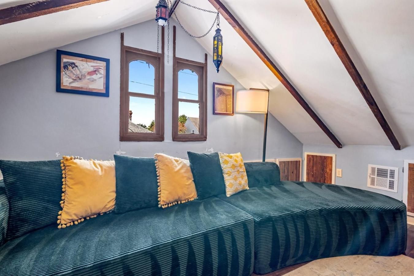 Historic Treme Creole 3 Bed-2 Bath Bed & Breakfast