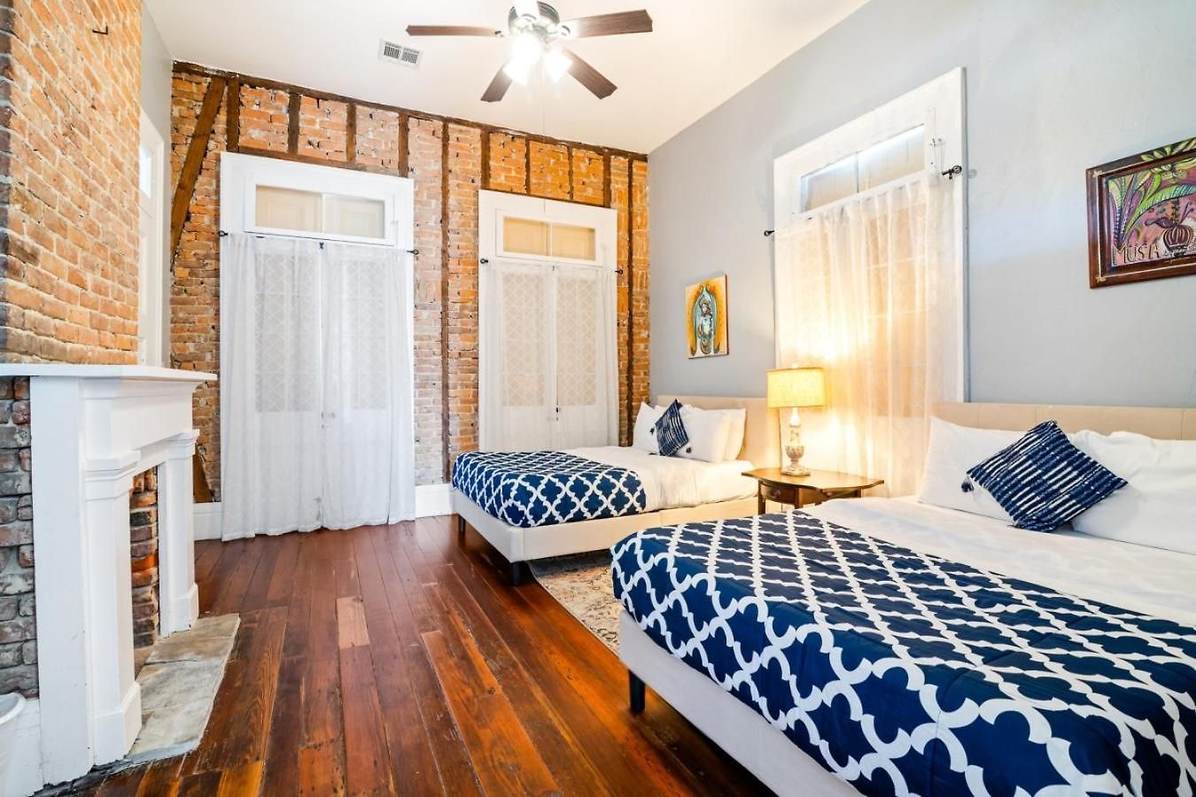 Governors Mansion 5 Bedroom-3 Bath